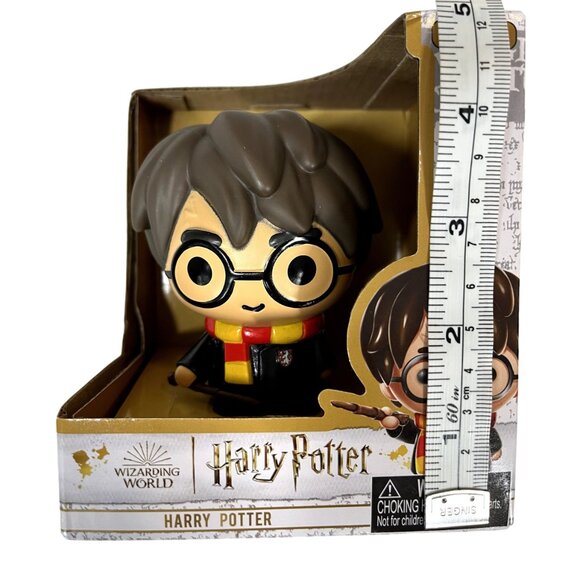 Harry Potter Vinyl Figure Toy Wizarding World Magic Creatures NIB Gift - Picture 8 of 8